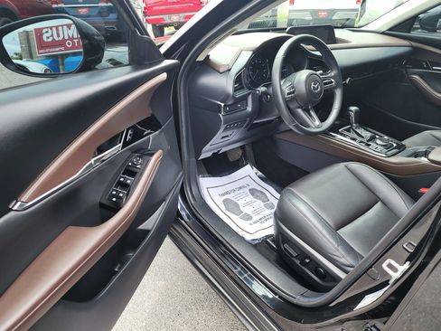 Used 2022 MAZDA CX-30 AWD 2.5 S w/ Premium Package image 17