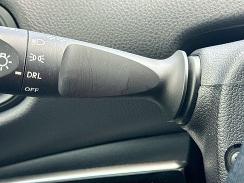 Used 2022 Toyota Prius LE FWD image 12