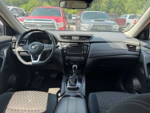 Used 2019 Nissan Rogue AWD image 11