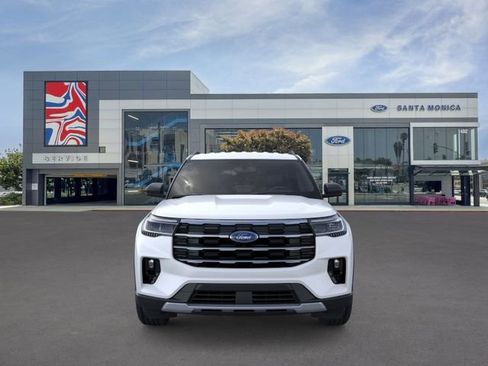 New 2026 Ford Explorer Active w/ Active Comfort Package image 6