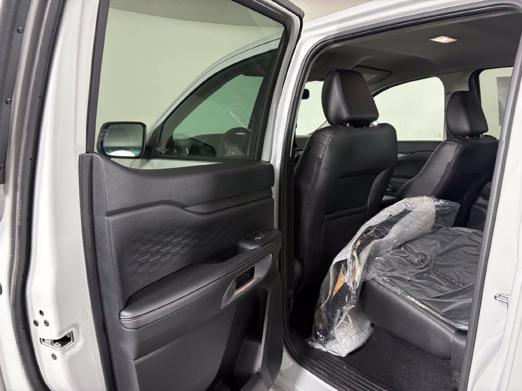 New 2026 Ford Ranger Lariat w/ FX4 Off-Road Package AWD/4WD image 31