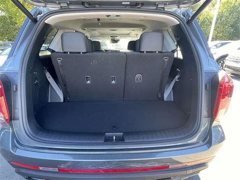 Used 2025 Hyundai Palisade XRT image 8