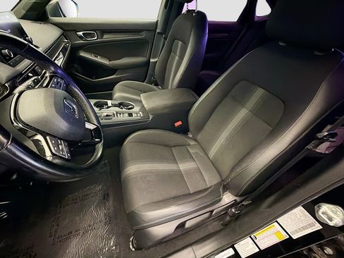 Used 2022 Honda Civic Sport image 11