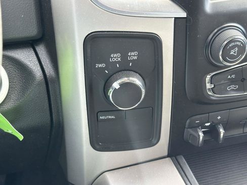 Used 2017 RAM 2500 Big Horn image 28