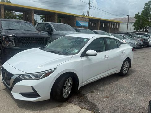 Used 2022 Nissan Sentra S FWD image 2