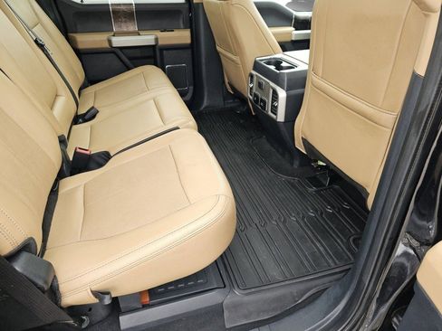 Used 2022 Ford F250 Lariat w/ Lariat Ultimate Package image 5