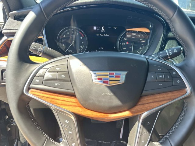 Used 2025 Cadillac XT5 Premium Luxury w/ Technology Package FWD image 23