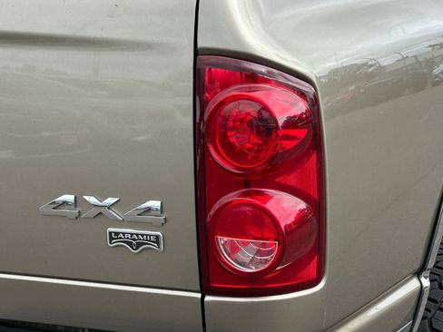 Used 2007 Dodge Ram 2500 Truck Laramie AWD/4WD image 25