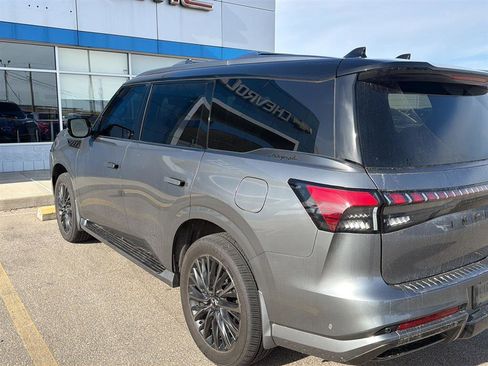 Used 2025 INFINITI QX80 Autograph w/ Autograph Exterior Package image 2