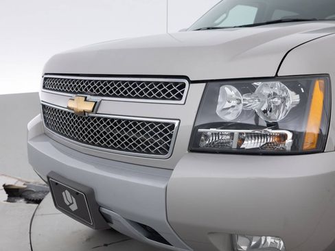 Used 2007 Chevrolet Avalanche 4x4 image 16