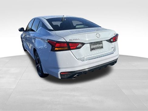 Used 2023 Nissan Altima 2.5 SR image 5