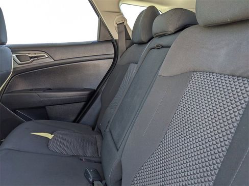 Certified 2024 Kia Sportage LX image 19