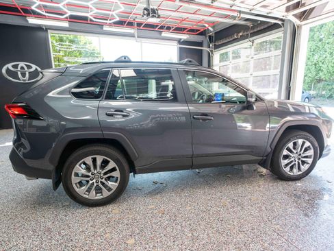 Used 2023 Toyota RAV4 XLE Premium AWD/4WD image 4