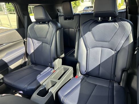 Certified 2026 INFINITI QX60 Sport w/ Dark Cargo Package AWD/4WD image 23