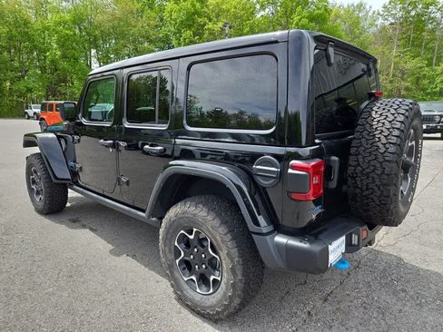 Used 2023 Jeep Wrangler Unlimited Rubicon 4xe w/ Steel Bumper Group AWD/4WD image 6