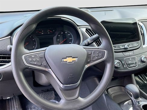 Used 2023 Chevrolet Malibu LS image 11