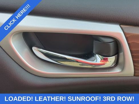 Used 2019 Nissan Pathfinder Platinum w/ Cargo Package image 37