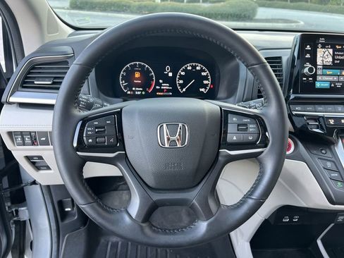 Used 2025 Honda Odyssey EX-L image 14