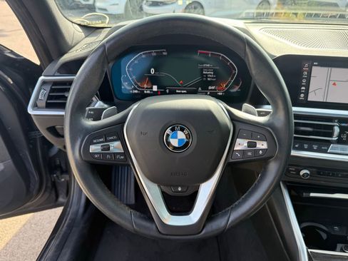 Used 2022 BMW 330i Sedan w/ Premium Package image 18