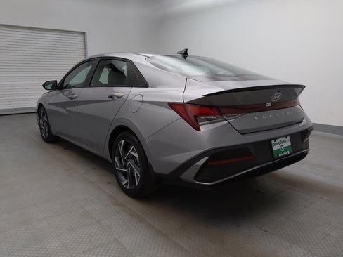 Used 2025 Hyundai Elantra Sport image 5