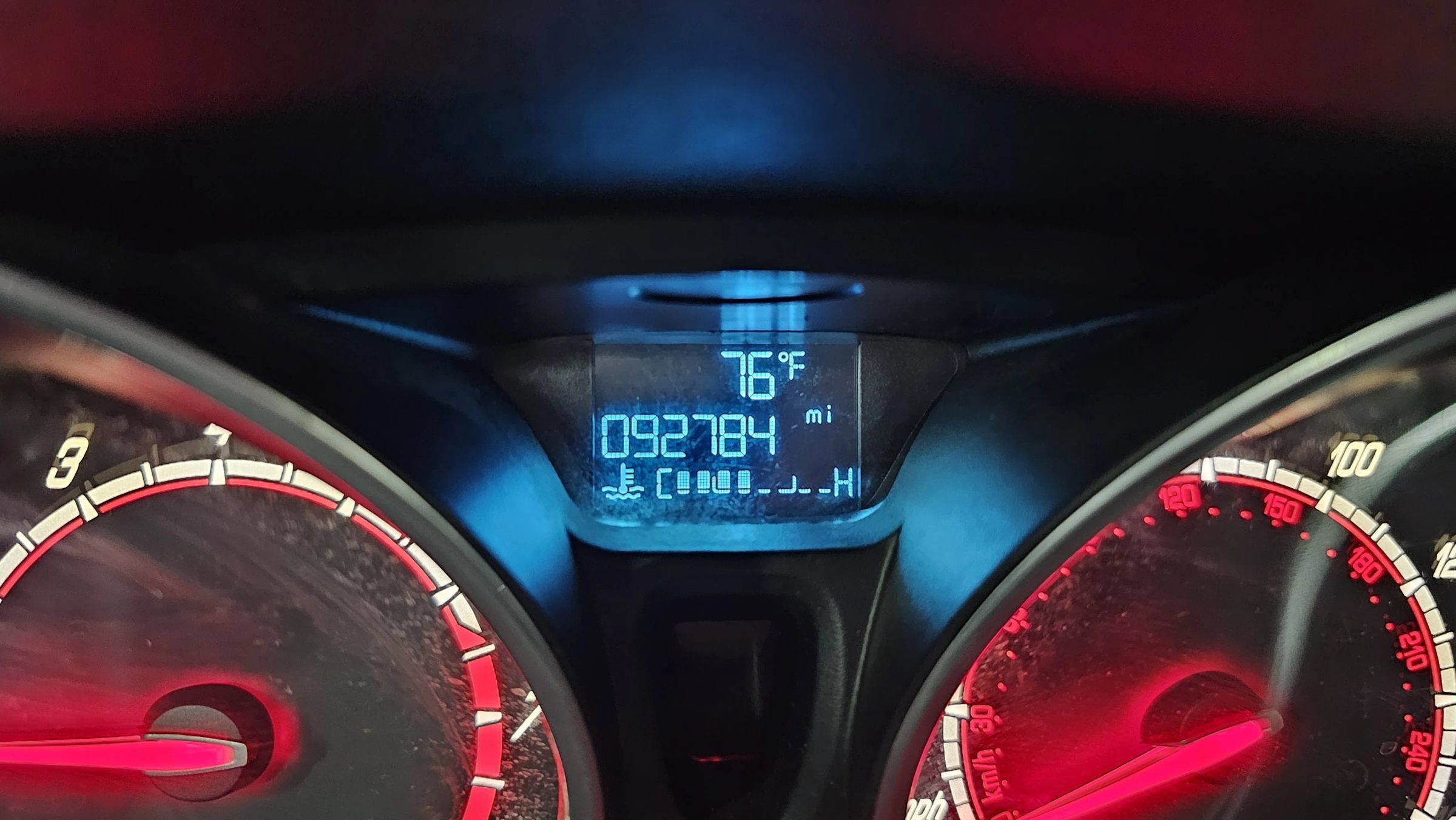 Used 2016 Ford Fiesta ST FWD image 12
