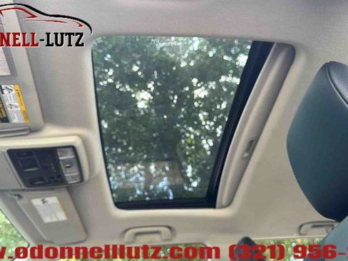 Used 2021 Toyota 4Runner SR5 Premium w/ Moonroof Package RWD image 24