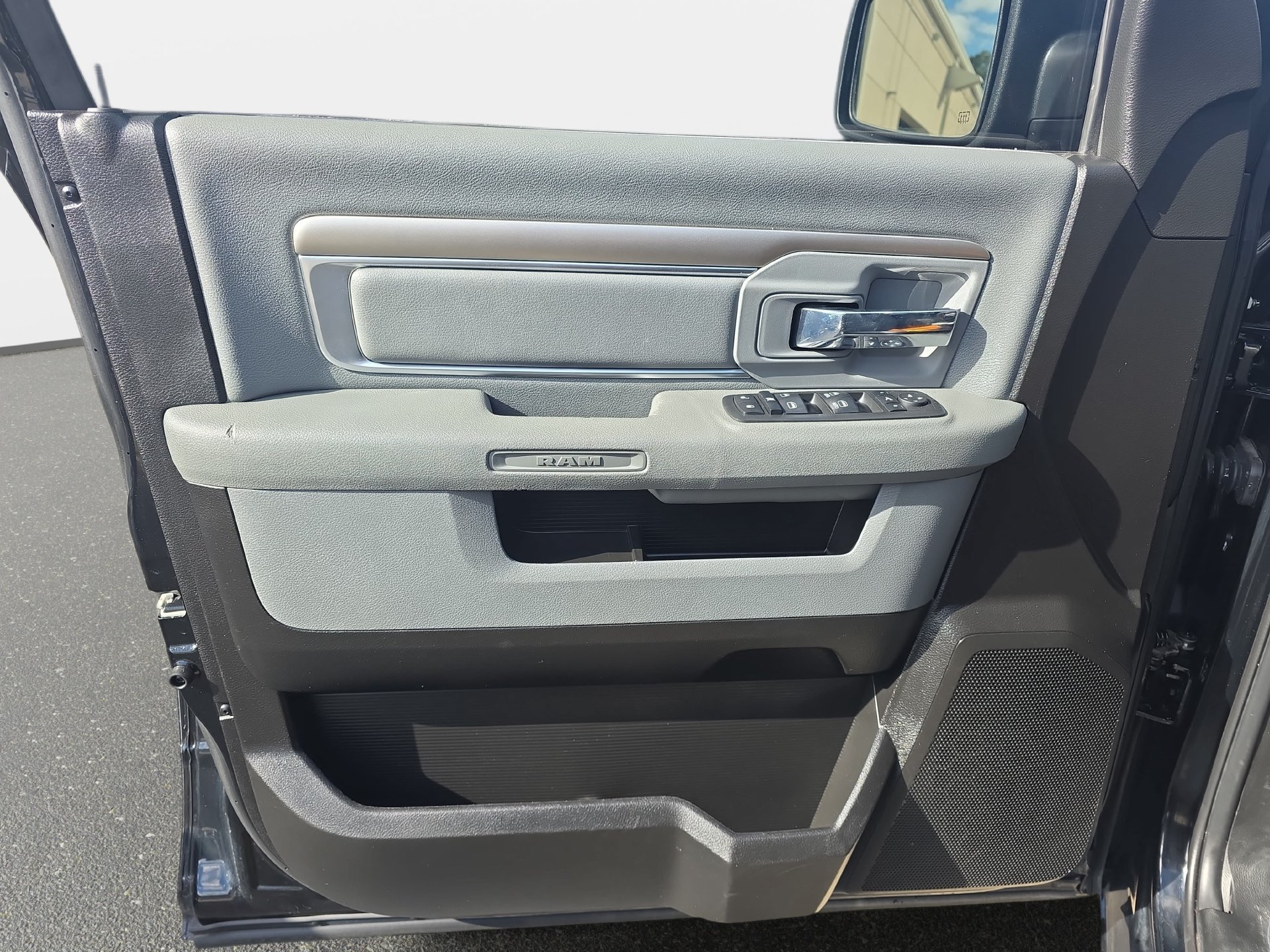 Used 2019 RAM 1500 Big Horn AWD/4WD image 24