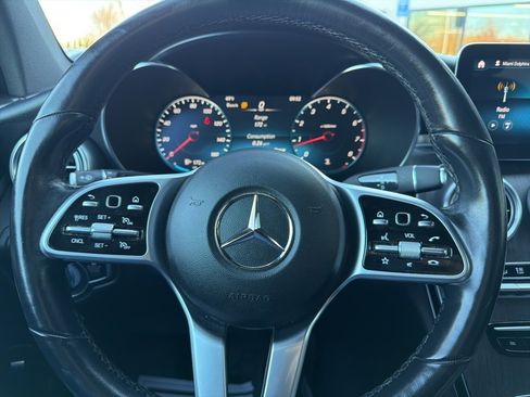 Used 2022 Mercedes-Benz GLC 300 4MATIC image 38