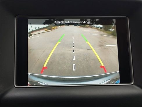 Used 2018 Jeep Grand Cherokee Limited image 18