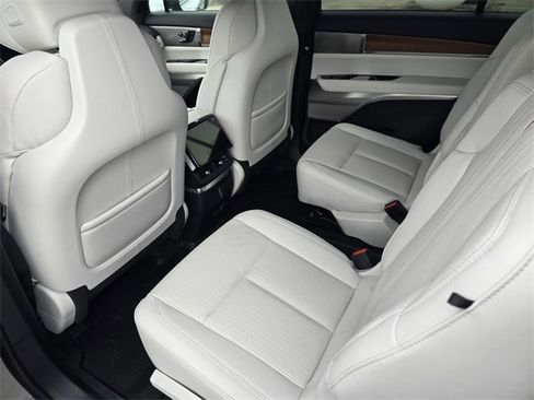 New 2026 Cadillac Vistiq Sport w/ LPO, Floor Liner Package image 13