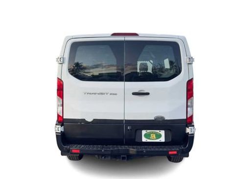 Used 2015 Ford Transit 250 130 Low Roof image 6