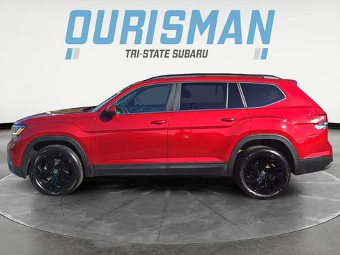 Used 2023 Volkswagen Atlas SE w/ Panoramic Sunroof Package AWD/4WD image 3