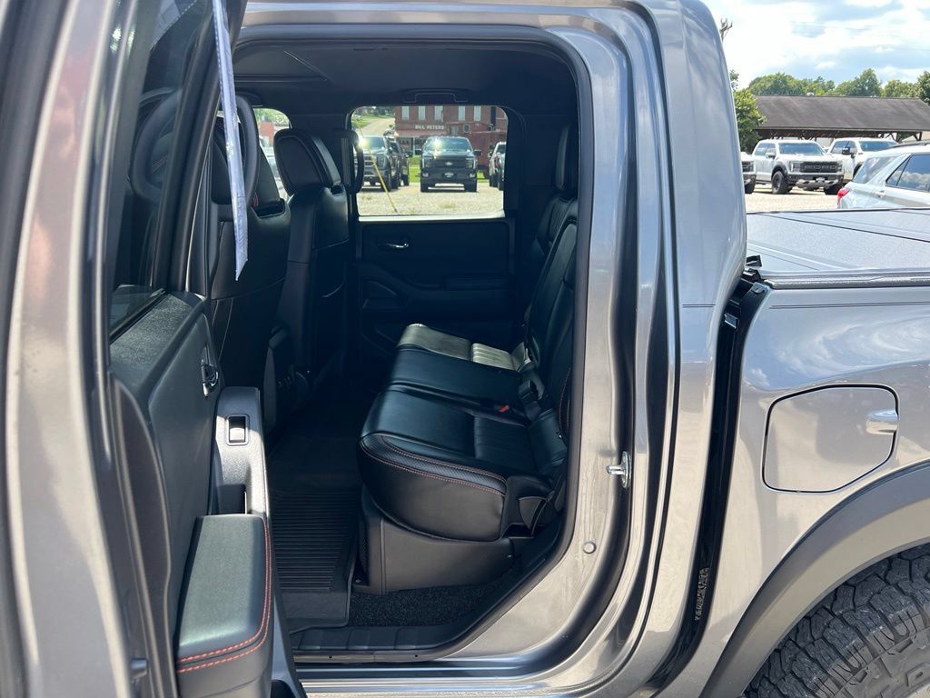 Used 2024 Nissan Frontier PRO-4X w/ Pro Premium Package AWD/4WD image 16