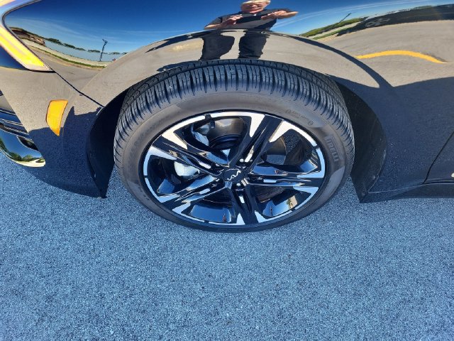 Certified 2024 Kia K5 GT-Line FWD image 11