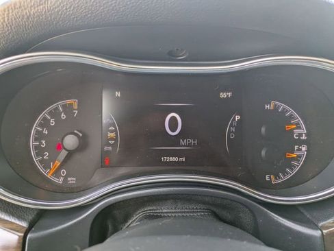 Used 2018 Jeep Grand Cherokee Limited w/ Luxury Group II image 15