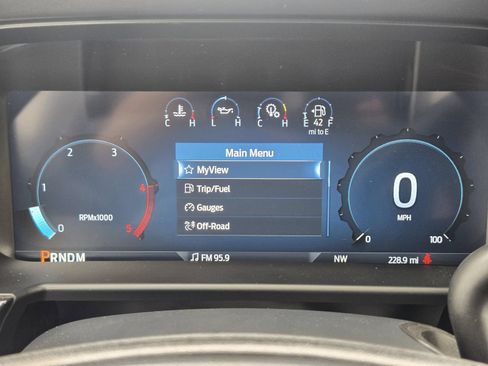 New 2026 Ford F350 XLT w/ XLT Premium Package AWD/4WD image 16