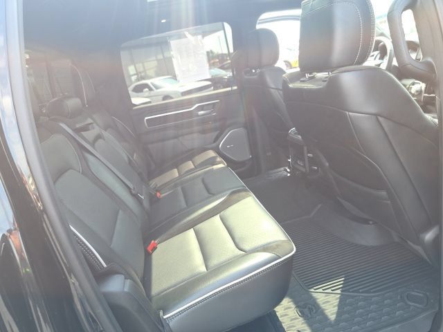 Used 2025 RAM 1500 Laramie w/ Night Edition AWD/4WD image 33