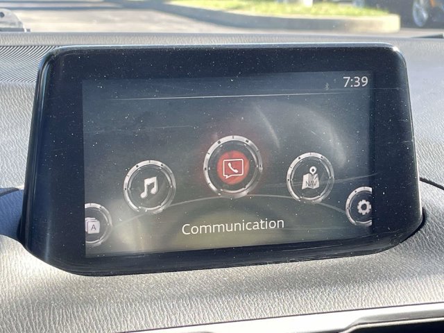 Used 2018 MAZDA MAZDA3 Touring FWD image 16