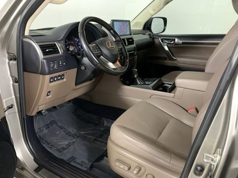 Used 2023 Lexus GX 460 Premium w/ Premium Plus Package AWD/4WD image 29
