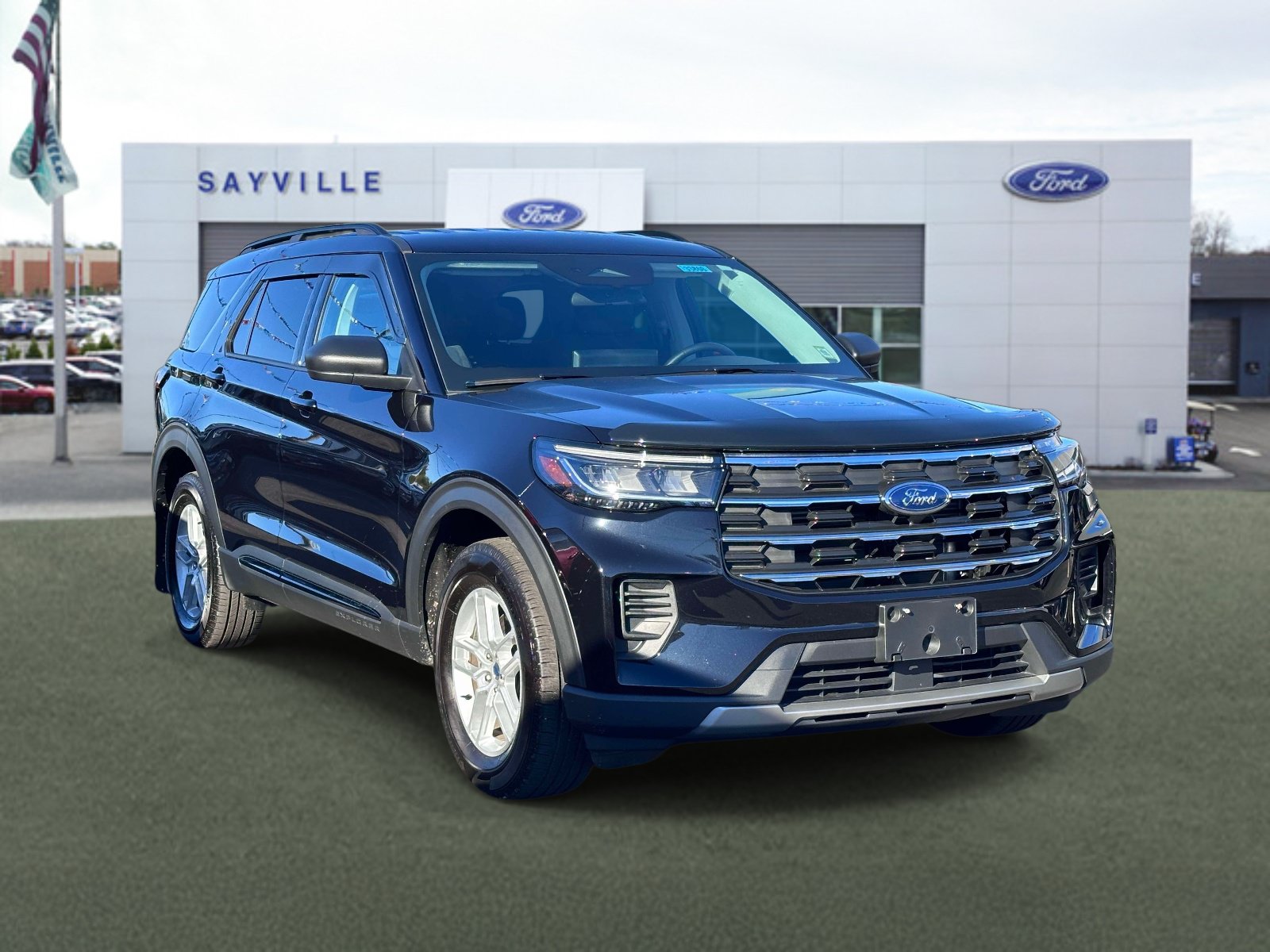 Used 2026 Ford Explorer Active AWD/4WD image 6