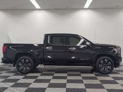 Used 2024 GMC Sierra 1500 Denali Ultimate AWD/4WD image 4