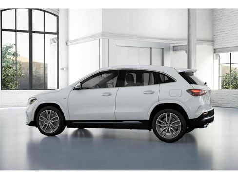 New 2025 Mercedes-Benz GLA 35 AMG AMG GLA 35 image 31