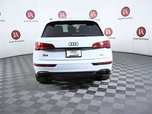 Used 2025 Audi Q5 2.0T Premium Plus w/ Premium Plus Package image 7