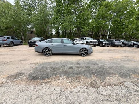 New 2026 Honda Accord SE image 9