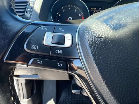 Used 2018 Volkswagen Passat 3.6 FWD image 21