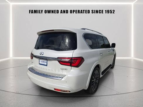 Used 2024 INFINITI QX80 Sensory AWD/4WD image 3