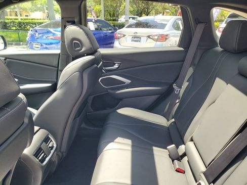 Used 2025 Acura RDX SH-AWD image 12