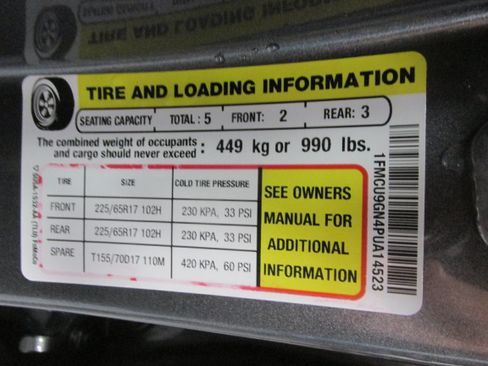 Used 2023 Ford Escape Active AWD/4WD image 43