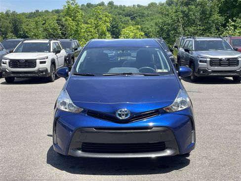 Used 2015 Toyota Prius V Three FWD image 5