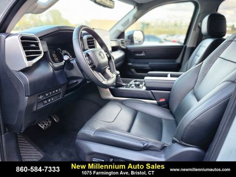 Used 2022 Toyota Tundra SR5 image 17